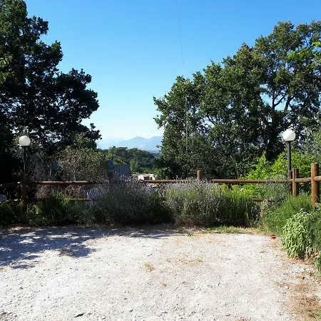 La Farnia Oda ve Kahvaltı Casciana Terme